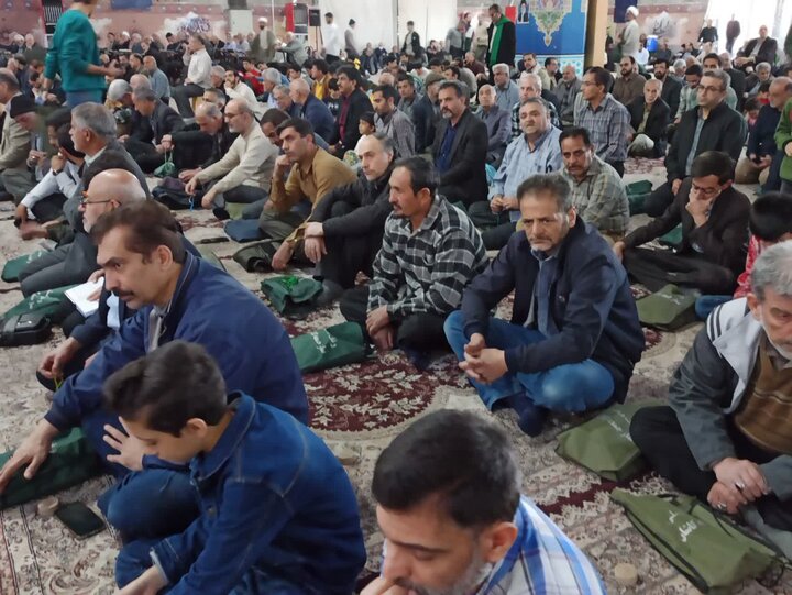 تصاویر/ نمازعبادی سیاسی جمعه کاشان