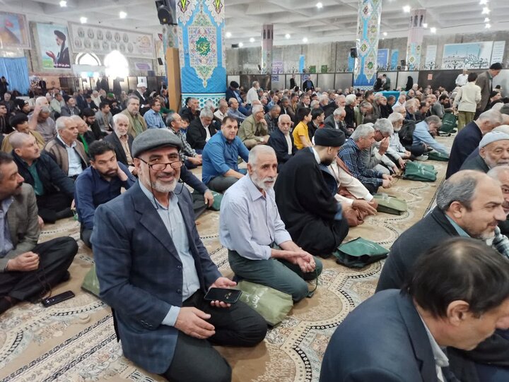 تصاویر/ نمازعبادی سیاسی جمعه کاشان