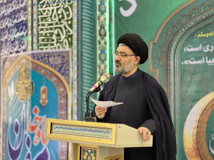 تصاویر/مراسم آئین وحدت بخش نمازجمعه در شهرستان چوار