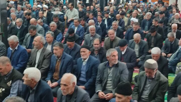 تصاویر/ آیین عبادی سیاسی نماز جمعه چهاربرج