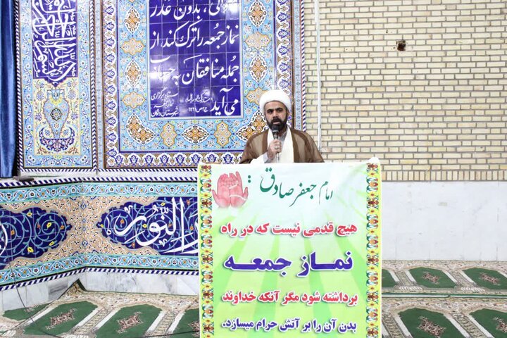 تصاویر/ آیین عبادی سیاسی نماز جمعه شهرستان دلگان