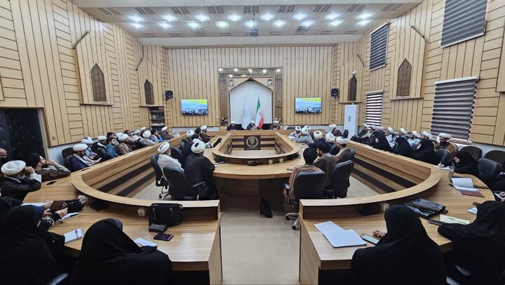 برگزاری دوره توانمندسازی مبلغین مدارس در یزد