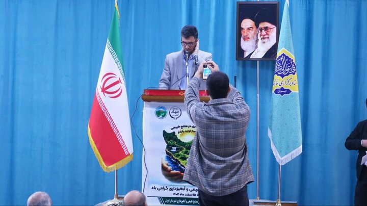 تصاویر/ اقامه نماز جمعه در شهرستان ایوان
