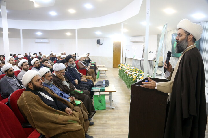 تصاویر/ نشست هم اندیشی جهادگران حوزوی