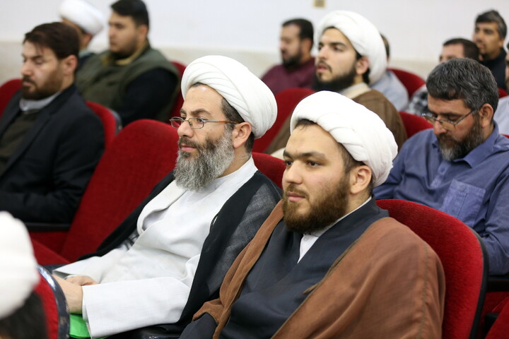 تصاویر/ نشست هم اندیشی جهادگران حوزوی