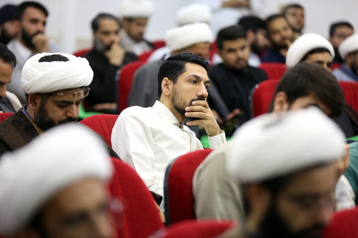 تصاویر/ نشست هم اندیشی جهادگران حوزوی