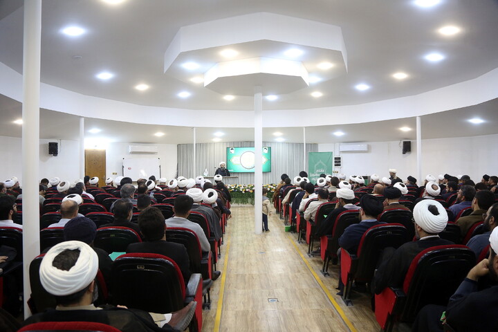 تصاویر/ نشست هم اندیشی جهادگران حوزوی