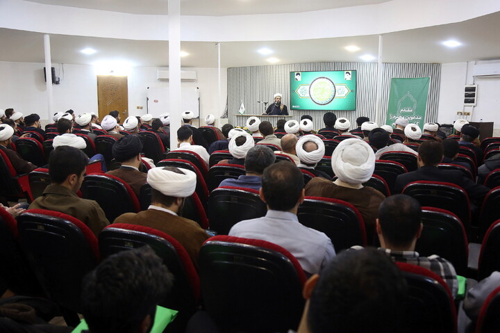 تصاویر/ نشست هم اندیشی جهادگران حوزوی