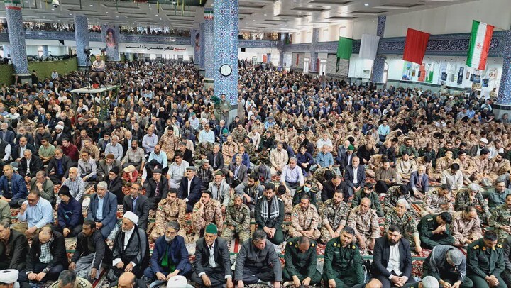 تصاویر| نماز جمعه عبادی و سیاسی بیرجند