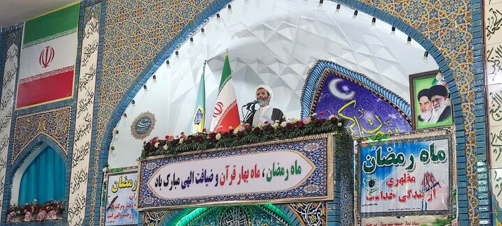 تصاویر| نماز جمعه عبادی و سیاسی بیرجند