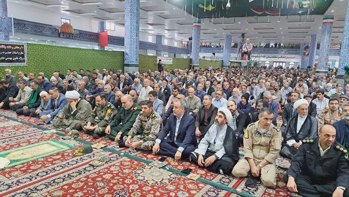 تصاویر| نماز جمعه عبادی و سیاسی بیرجند