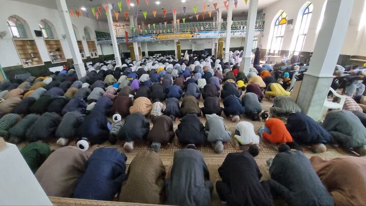 تصاویر| نماز جمعه عبادی و سیاسی سربیشه