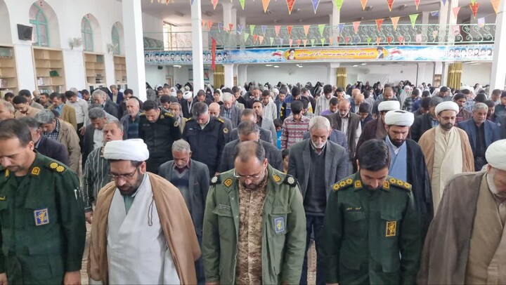 تصاویر| نماز جمعه عبادی و سیاسی سربیشه