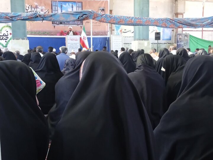 تصاویر/ اقامه نمازجمعه شهر محی آباد