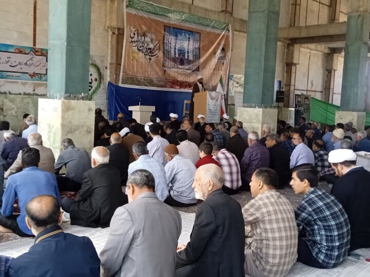تصاویر/ اقامه نمازجمعه شهر محی آباد