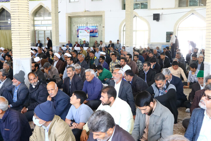 تصاویر| نماز جمعه عبادی سیاسی قاین