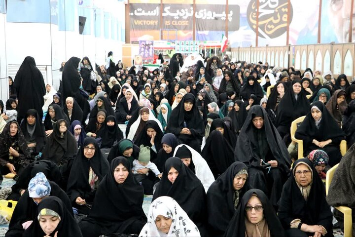 تصاویر/ اقامه نمازجمعه شهر کرمان