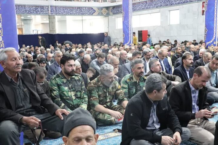 تصاویر/ اقامه نماز جمعه شهرستان قروه