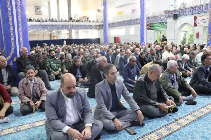 تصاویر/ اقامه نماز جمعه شهرستان قروه