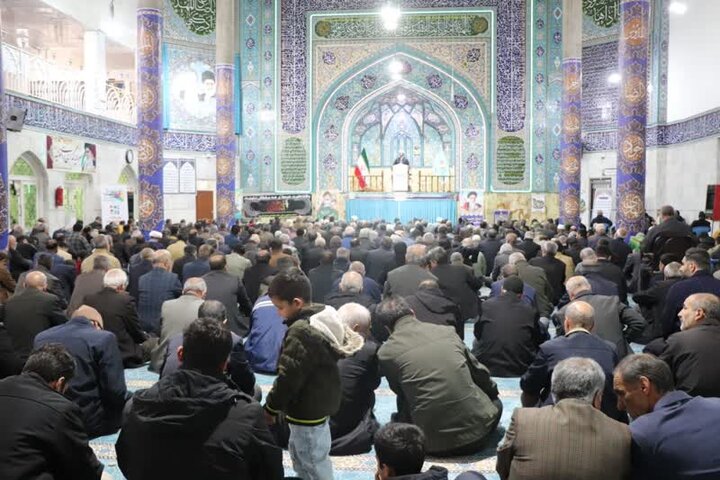 تصاویر/ اقامه نماز جمعه شهرستان قروه