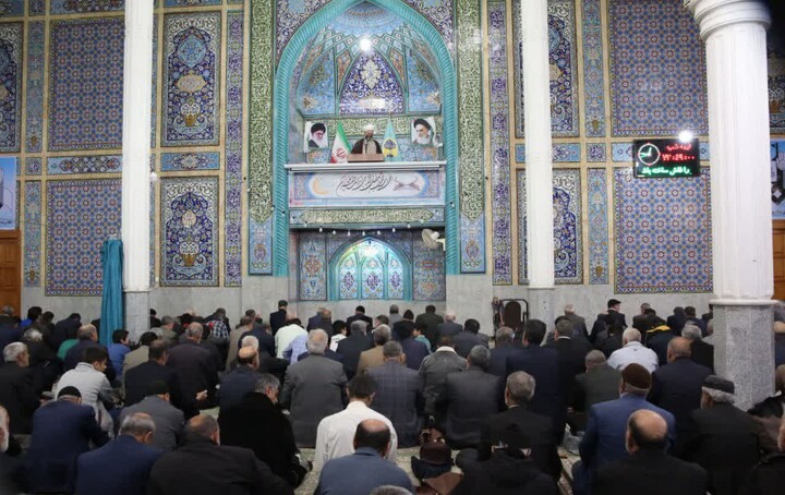 تصاویر / اقامه نماز جمعه در شهرستان های استان همدان