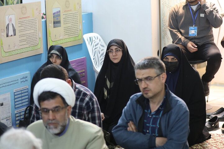 تصاویر/ مراسم برزگداشت سالروز رحلت حضرت خدیجه(س) و یادبود بانوان طلبه شهیده