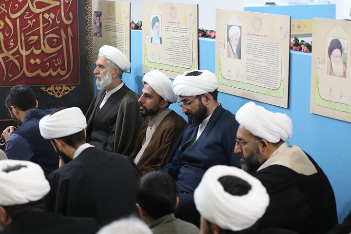 تصاویر/ مراسم برزگداشت سالروز رحلت حضرت خدیجه(س) و یادبود بانوان طلبه شهیده