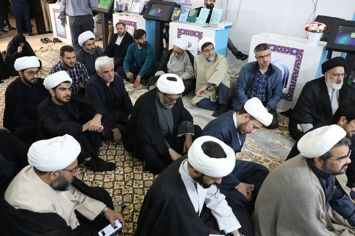 تصاویر/ مراسم برزگداشت سالروز رحلت حضرت خدیجه(س) و یادبود بانوان طلبه شهیده