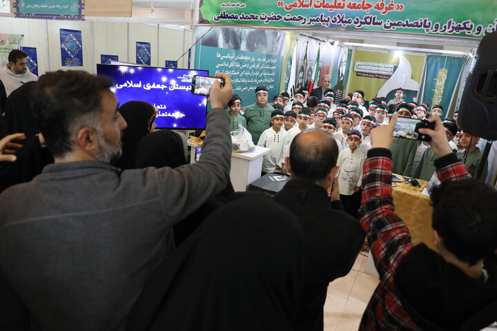 تصاویر/حال و هوای هفتمین روز سی و سومین نمایشگاه بین المللی قرآن کریم