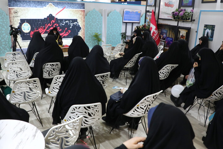 تصاویر/حال و هوای هفتمین روز سی و سومین نمایشگاه بین المللی قرآن کریم