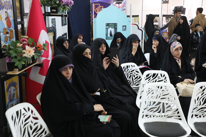 تصاویر/حال و هوای هفتمین روز سی و سومین نمایشگاه بین المللی قرآن کریم