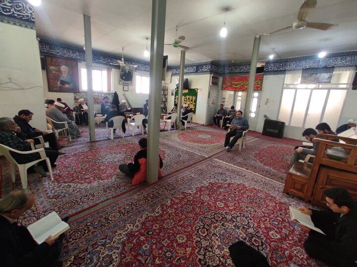 تصاویر/ آیین ختم قرآن در بیت آیت‌الله مدنی کاشانی(ره)