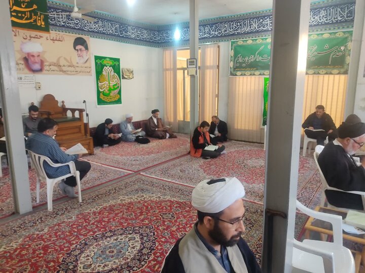 تصاویر/ آیین ختم قرآن در بیت آیت‌الله مدنی کاشانی(ره)