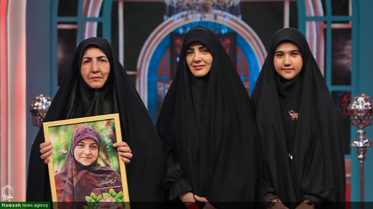 نمایشگاه بین المللی قرآن میزبان بزرگداشت شهیده معصومه کرباسی بود