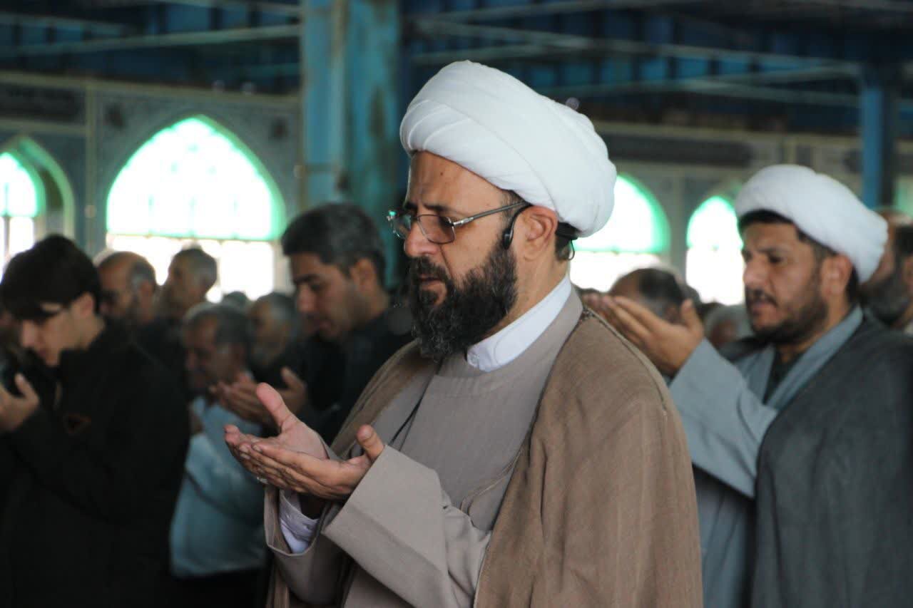 تصاویر/ اقامه نمازجمعه شهر زرند