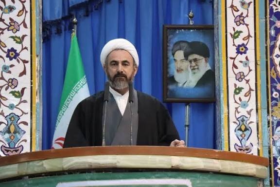 تأکید امام‌جمعه ایلام بر اهمیت زیست عفیفانه در اسلام برای مصونیت زنان، خانواده و جامعه