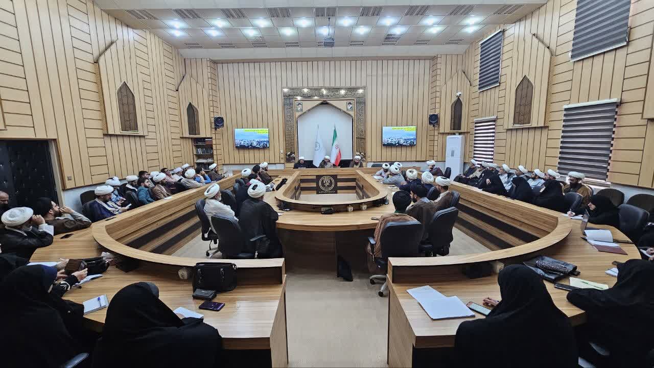 تصاویر/ برگزاری دوره توانمندسازی مبلغین مدارس در یزد