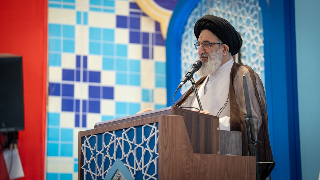 تضعیف رهبری، پروژه اصلی دشمنان انقلاب است