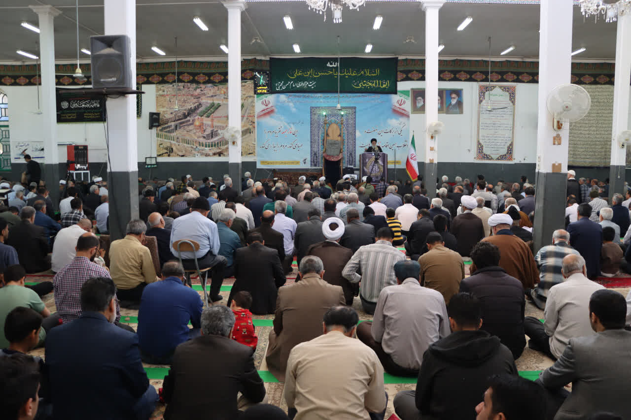 تصاویر/ نماز جمعه محمدآباد و حومه شرقی یزد