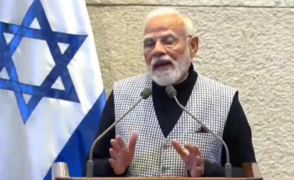 ইজরাঈলে মোদীর বক্তব্যে আমরা ভারতীয় হিসাবে লজ্জিত!!