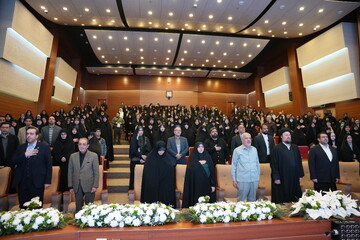 برگزاری آیین نکوداشت مقام و منزلت حضرت خدیجه کبری (س) با حضور ۳۰۰ قرآن پژوه