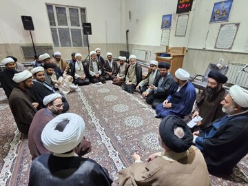تصاویر/ نشست نماینده ولی‌فقیه در کردستان با مبلغین اعزامی ماه مبارک رمضان کامیاران