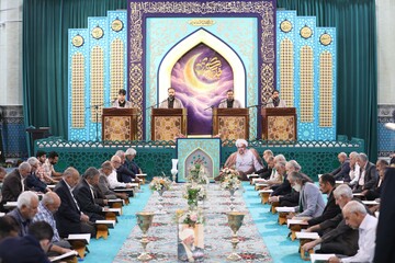 فیلم| آیین ترتیل خوانی قرآن کریم در امامزاده سید جعفر(ع) محمد استان یزد