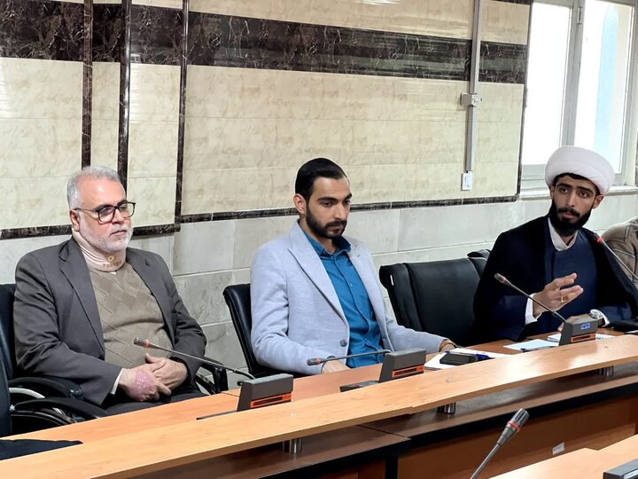 تصاویر/ جلسه هیئت امنای دانش‌آموزی شهرستان فیروزکوه با فرماندار این شهرستان