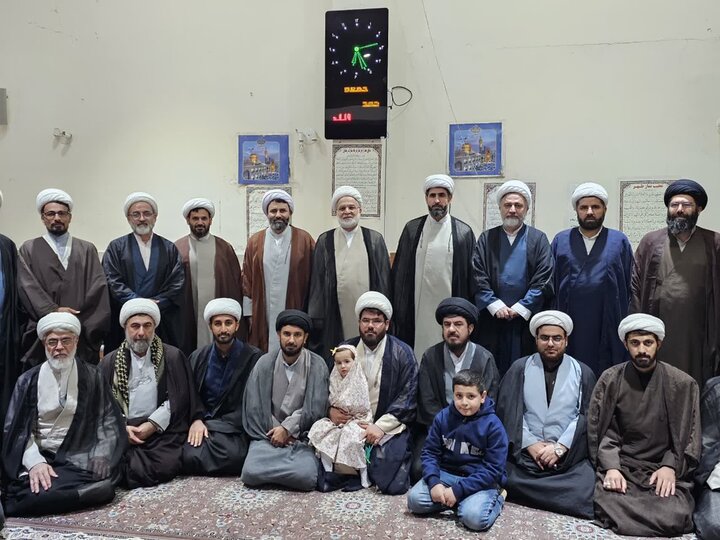 نشست نماینده ولی‌فقیه در کردستان با مبلغین اعزامی ماه مبارک رمضان کامیاران
