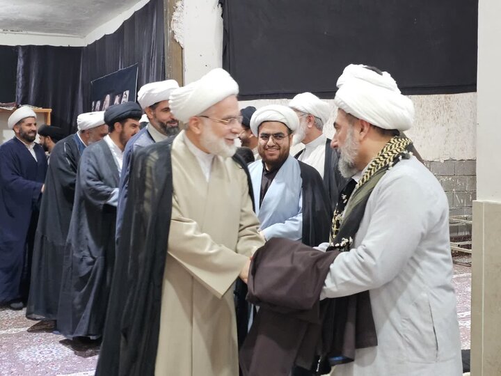 نشست نماینده ولی‌فقیه در کردستان با مبلغین اعزامی ماه مبارک رمضان کامیاران
