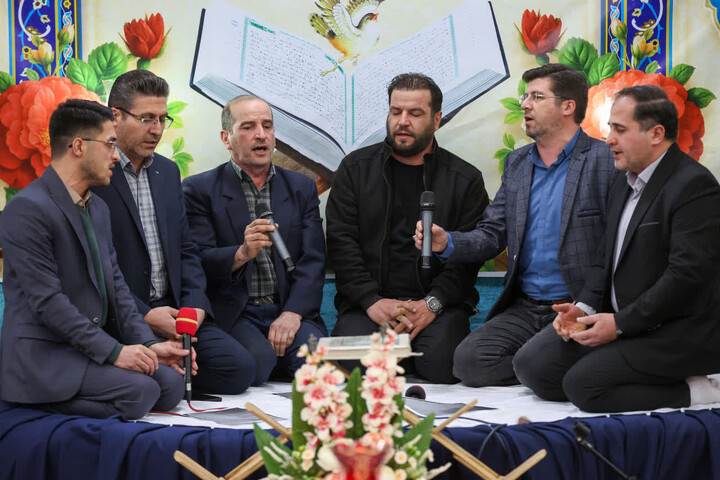 تصاویر / محفل انس با قرآن کریم در اسفهلان