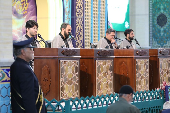 تصاویر/ آیین ترتیل خوانی قرآن کریم در امامزاده سید جعفر(ع) محمد استان یزد