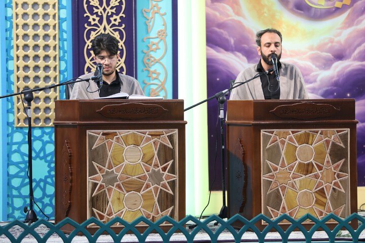 تصاویر/ آیین ترتیل خوانی قرآن کریم در امامزاده سید جعفر(ع) محمد استان یزد