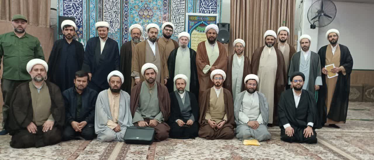 نشست مهارت افزایی مبلغین جهادی مجموعه روشنا  برگزار شد